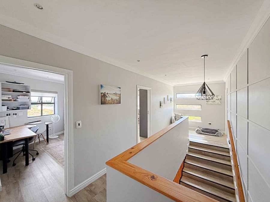 4 Bedroom Property for Sale in Calypso Beach Western Cape